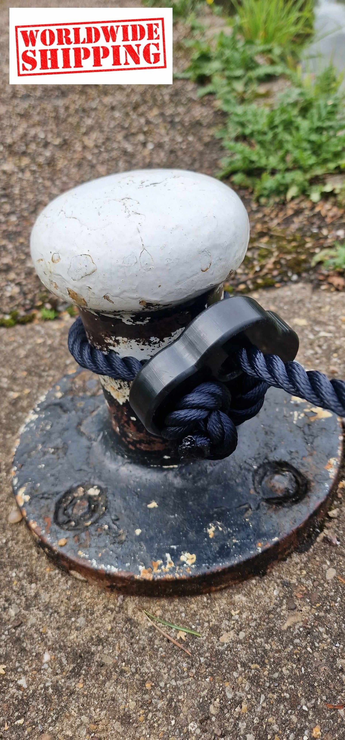 Rope Looper by Marine Innovations, quick release boat fender accessory