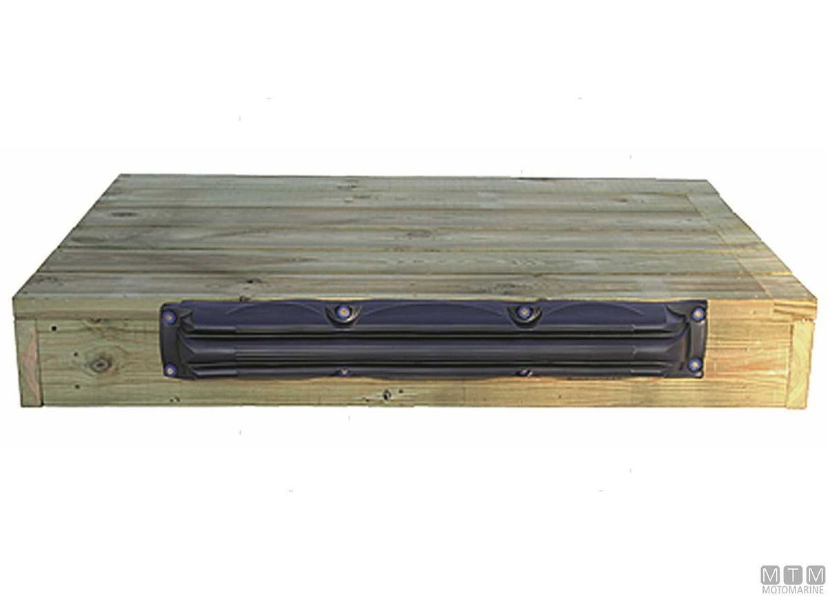 EVA angled bumper B90 L 95 cm - original photo Motomarine Srl