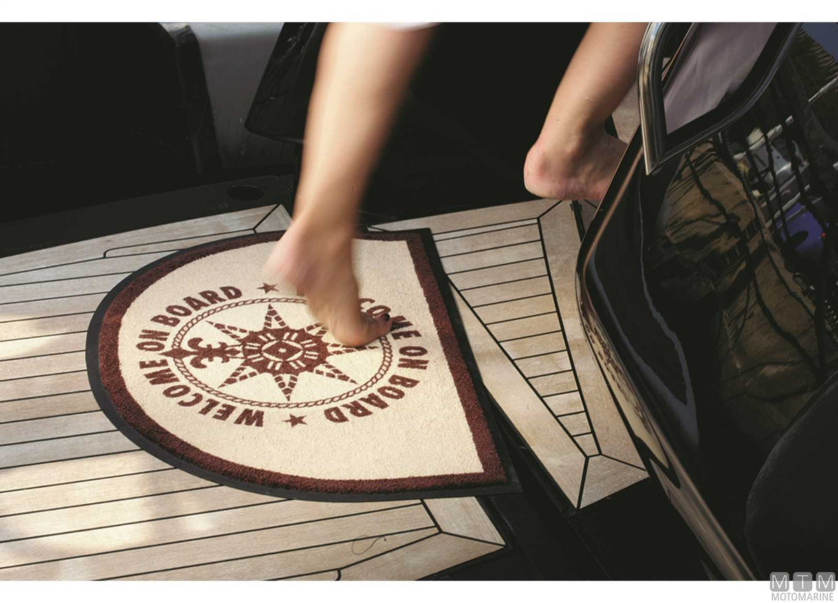 Rug MB Board Round brown 70x50 cm - original photo Motomarine Srl