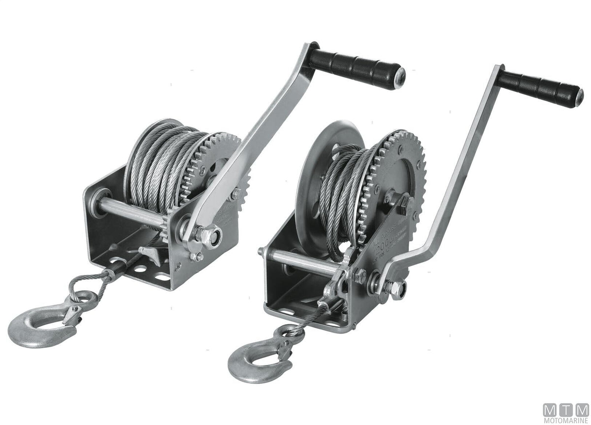 Manual trailer winch with cable and hook, 825 kg pull - original photo Motomarine Srl