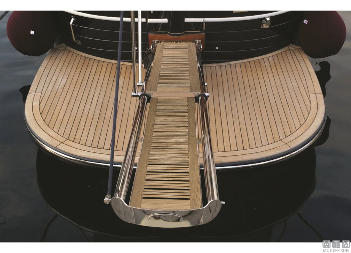 Hydraulic gangway Smeraldo, L230 cm, 12V, stainless steel and slatted grating - original photo Motomarine Srl