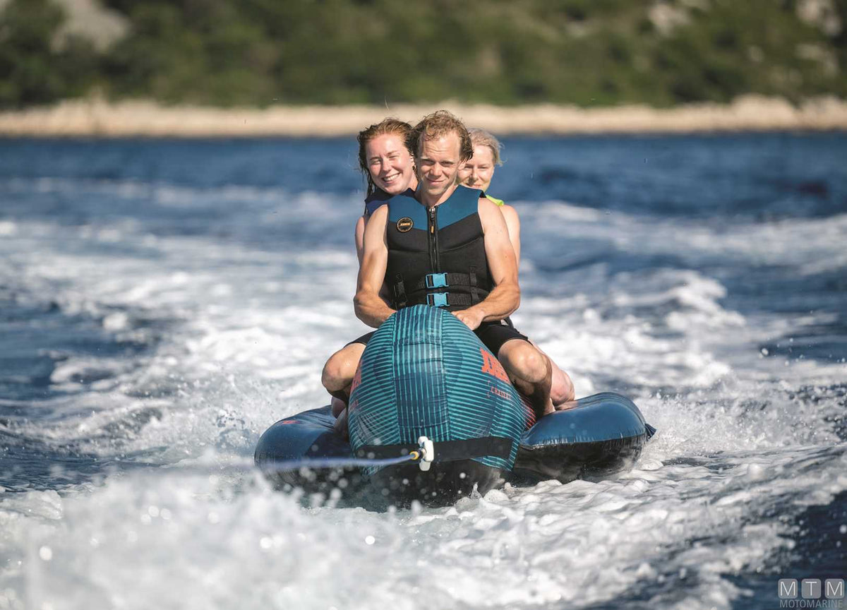 Jobe Chaser ski tube 3 person - original photo Motomarine Srl