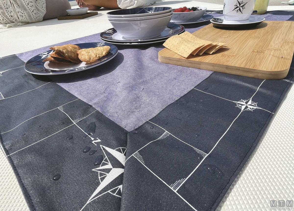 MB Northwind waterproof tablecloth 155x130 cm - original photo Motomarine Srl