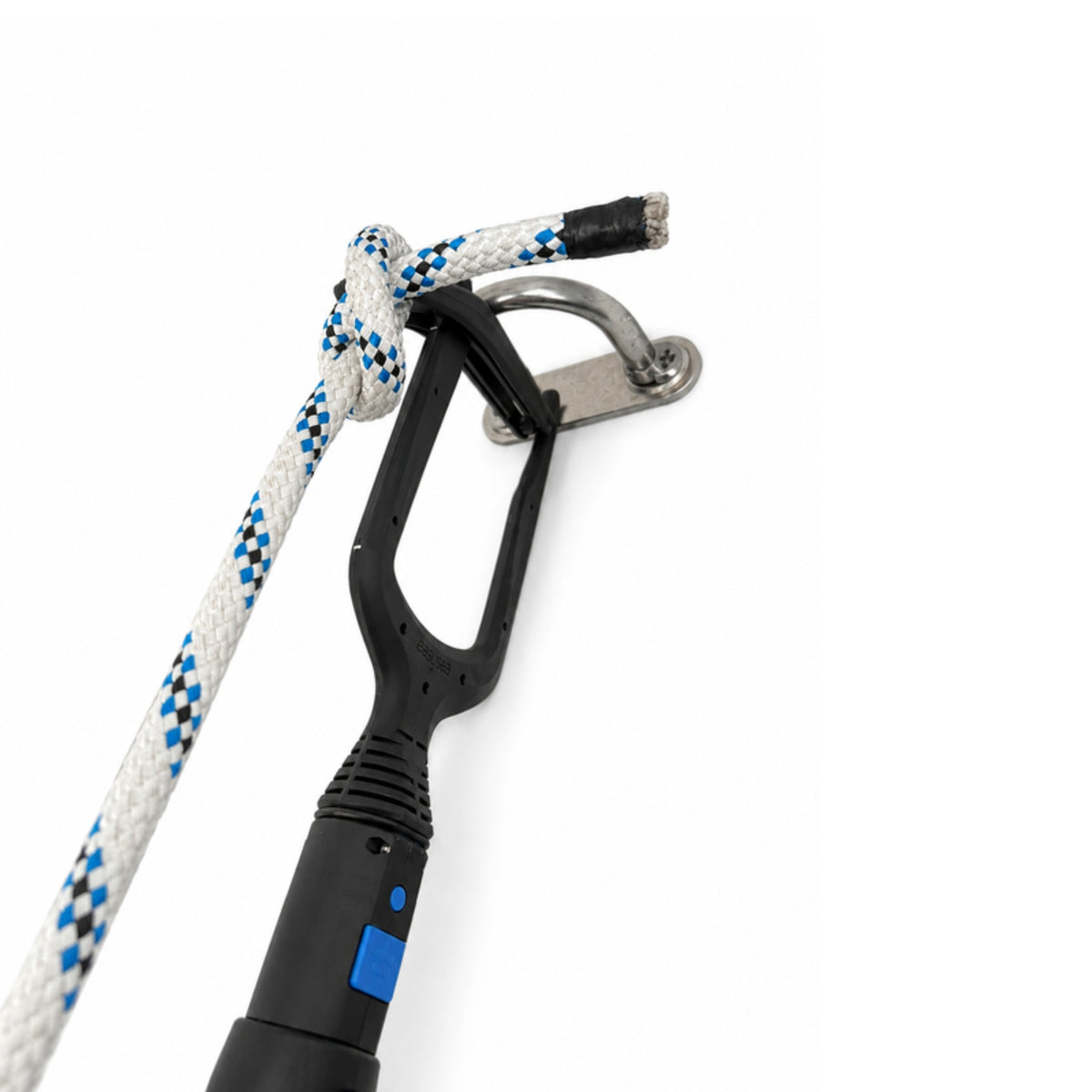 Passing a mooring line over a stainless steel deck eye with the Jake line-passing head